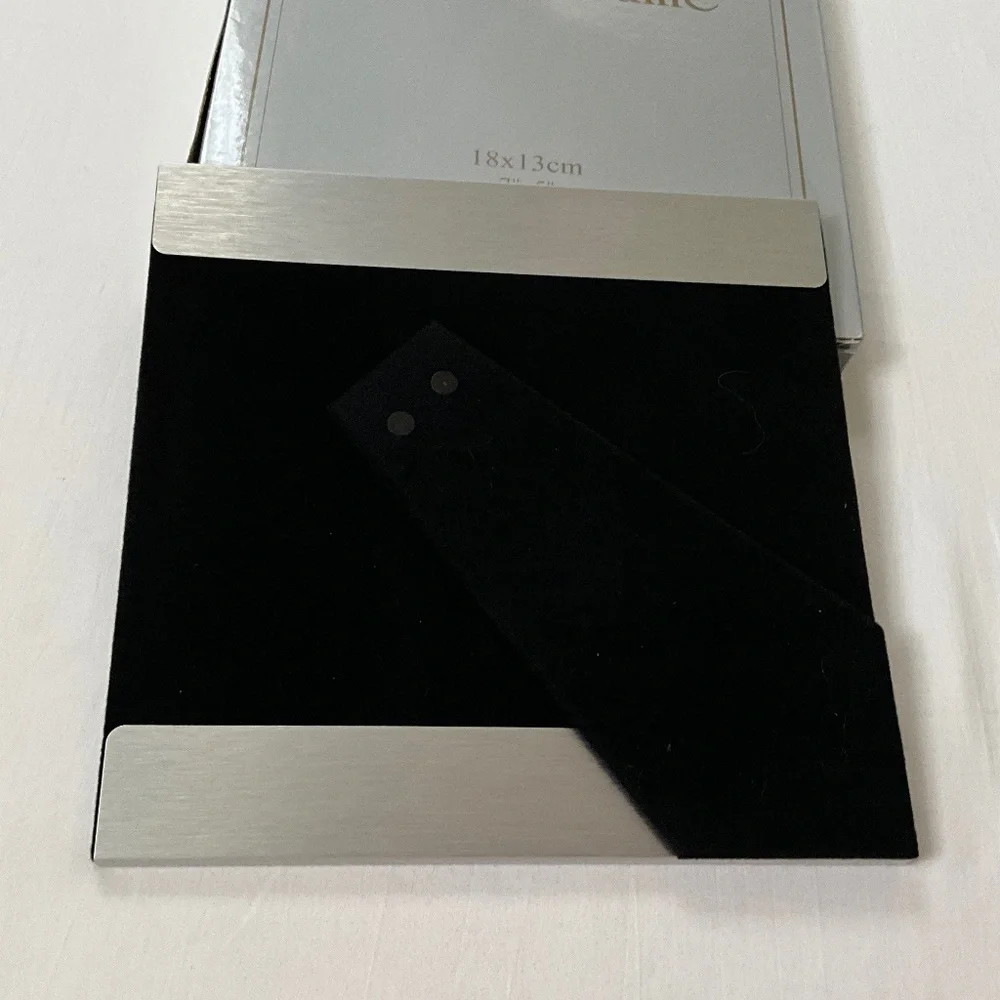 NIB Table Top 5x7” Photo Frame Silver